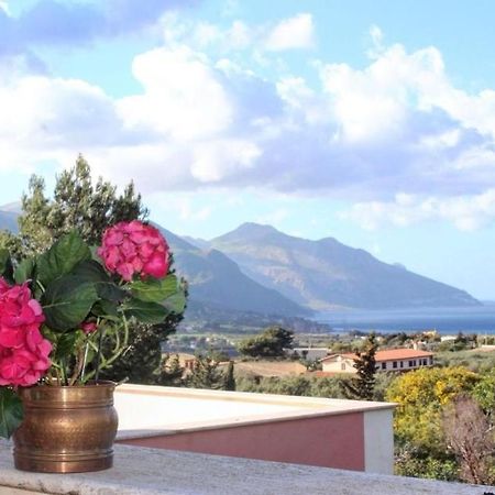 Villa Plaia カステッランマーレ・デル・ゴルフォ エクステリア 写真